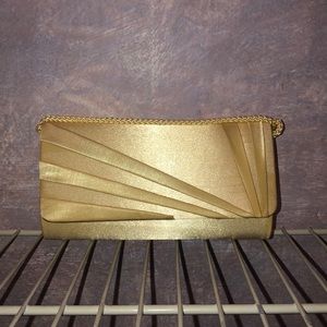 Creme clutch purse